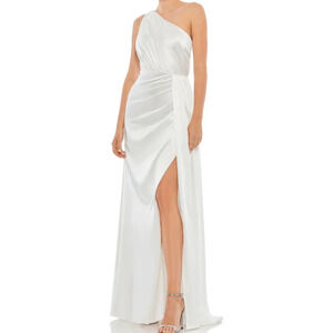 Mac Duggal One Shoulder White Satin Ruched Faux Wrap Gown Dress Size 14 26654